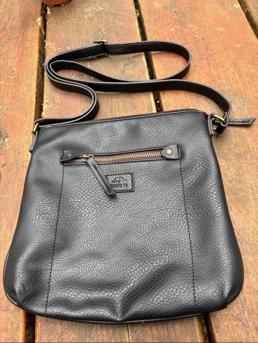 Brown Crossbody Shoulder Bag with Front Zip Pocket